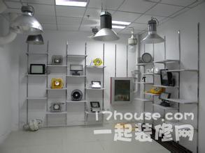工廠照明燈具品牌排行榜與家用電器選購指南
